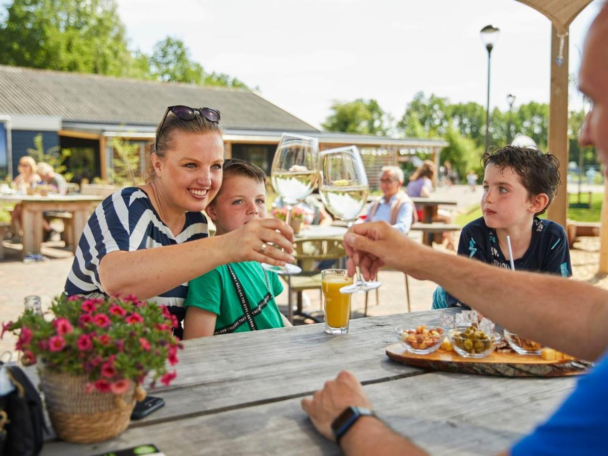 Landal Het Land Van Bartje Ees Exterior foto