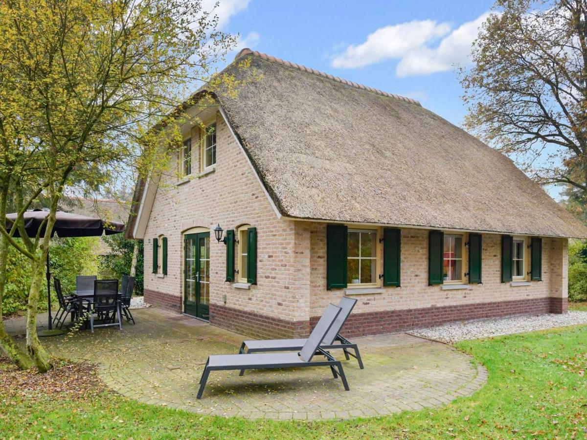 Landal Het Land Van Bartje Ees Exterior foto