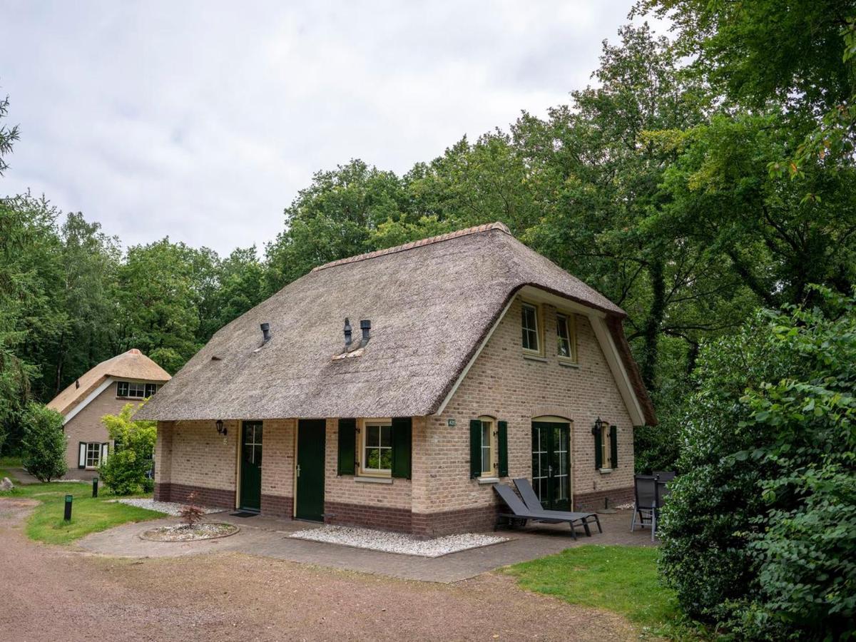 Landal Het Land Van Bartje Ees Exterior foto